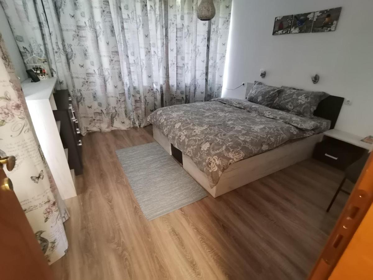 Къща За Гости "Марковски" Raduil Ngoại thất bức ảnh